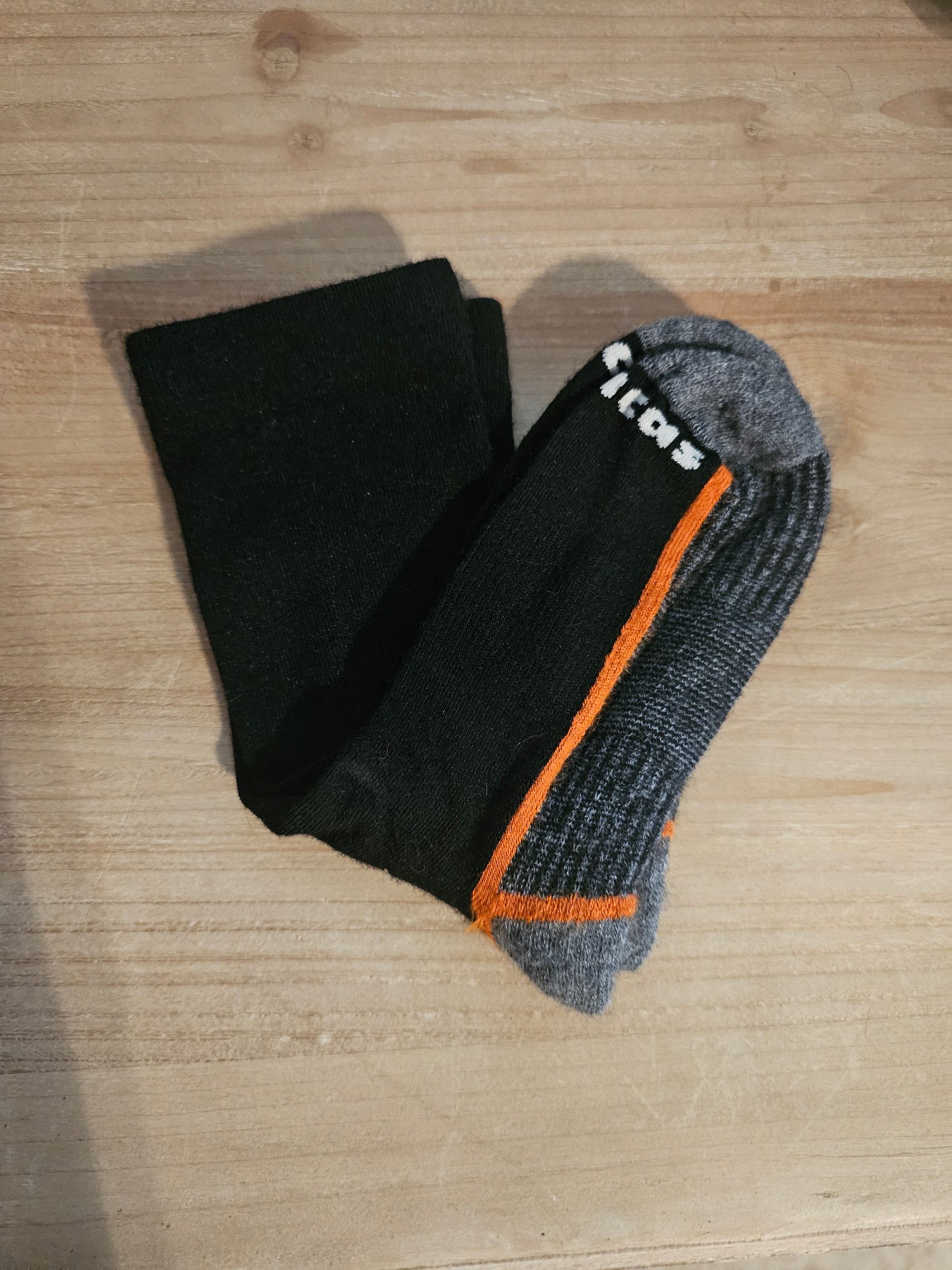Pacas Men's Lightweight Crew Sock