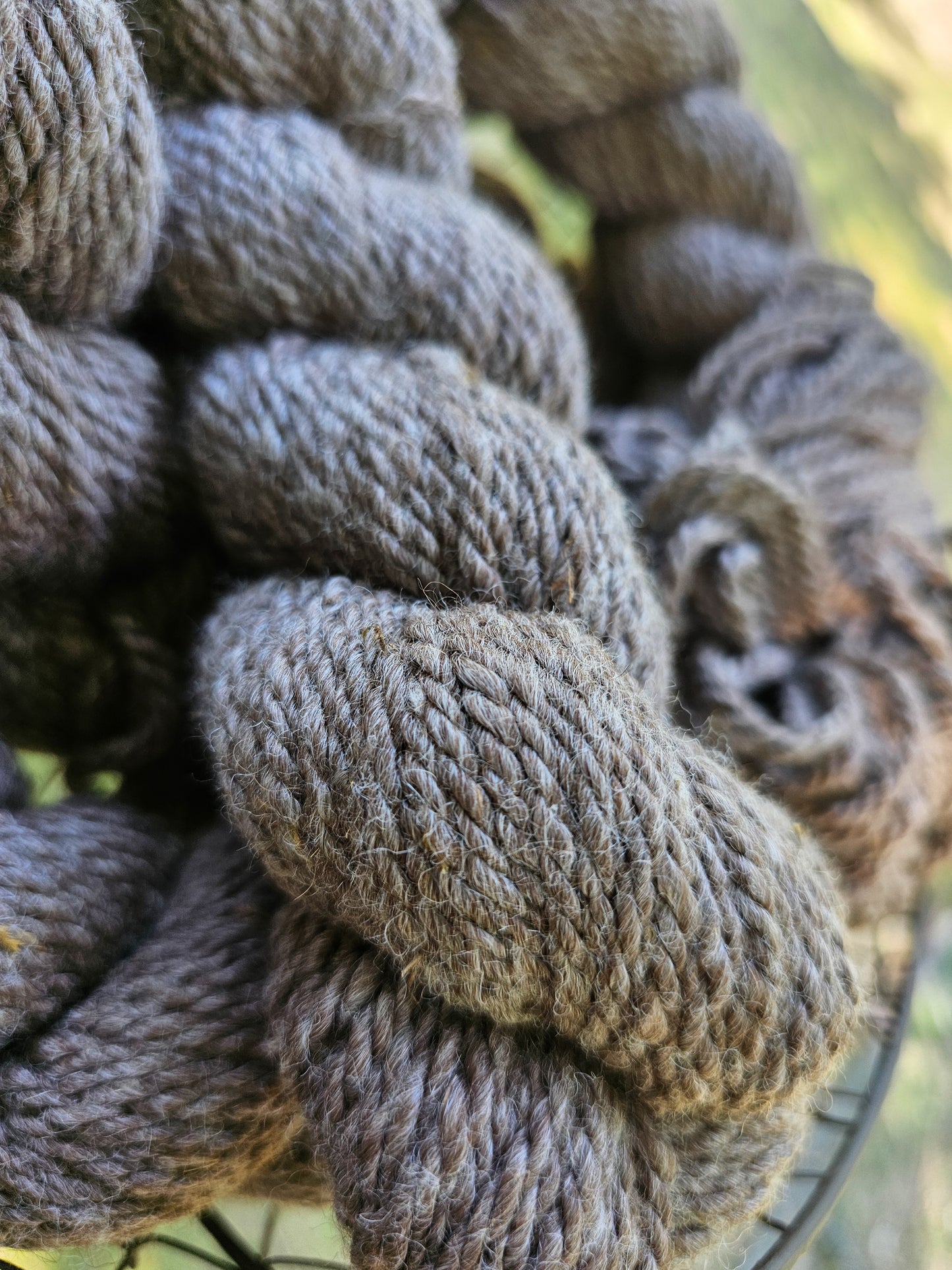 Anna - Worsted Rose Gray Yarn