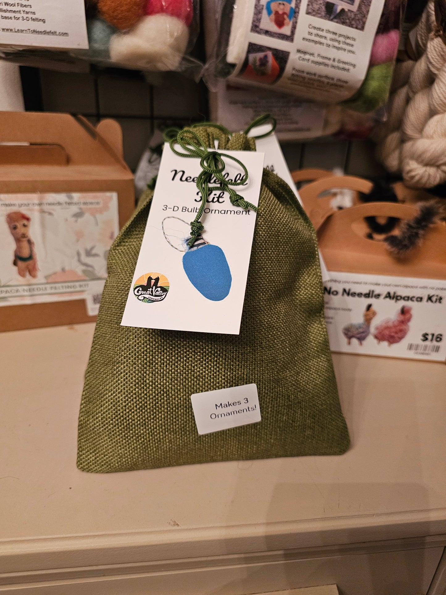 Needlefelt Kit - Christmas Bulbs