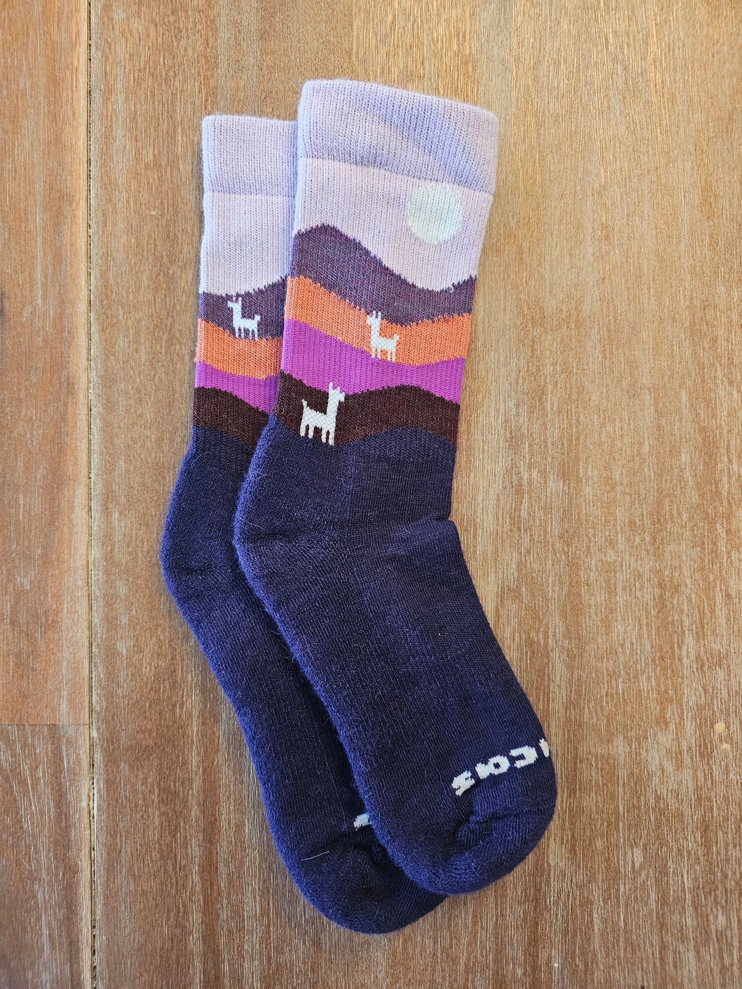Women's Pacas Crew Purple Landscape Design Socks