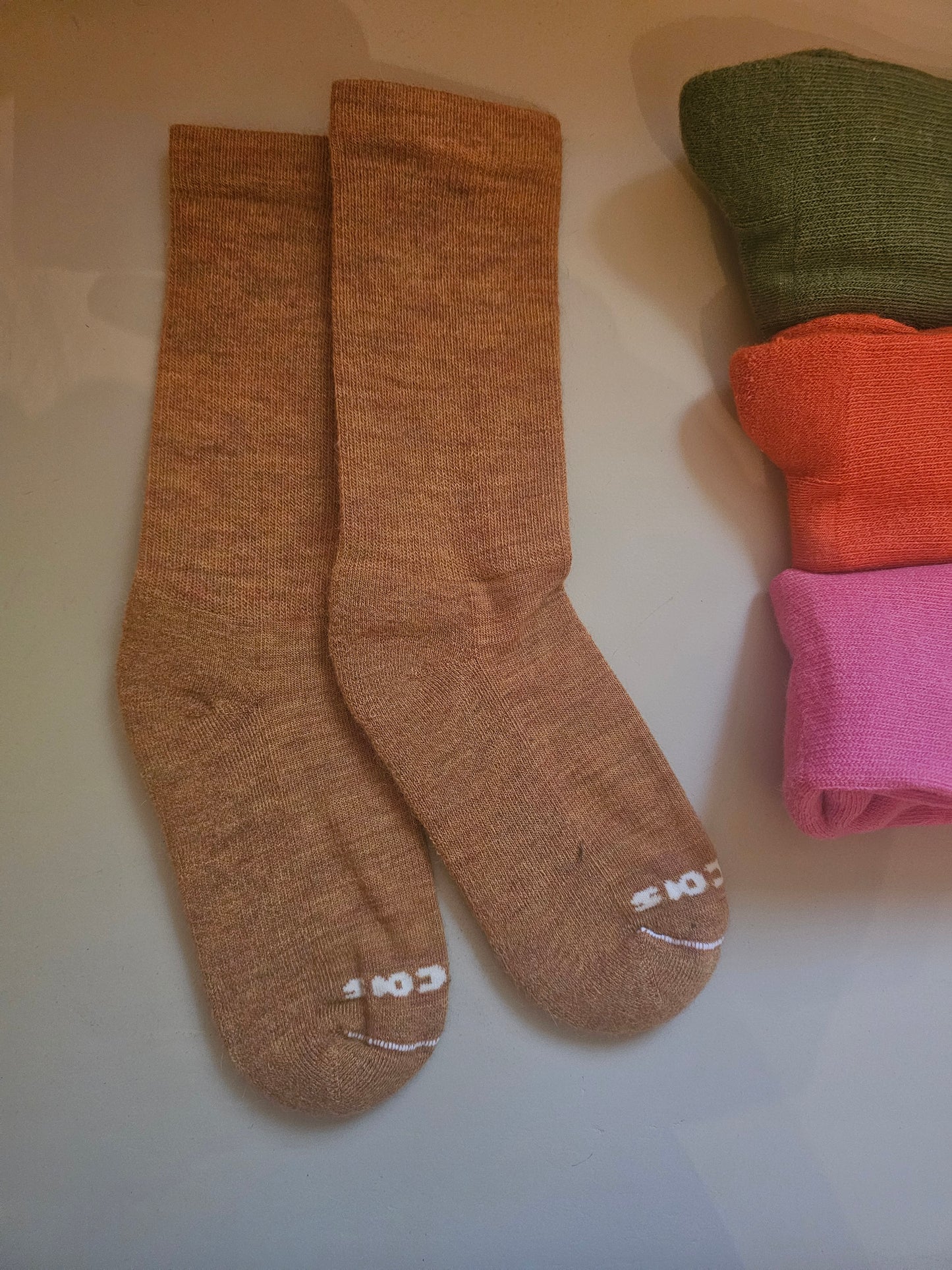 Women's Solid Pacas Socks