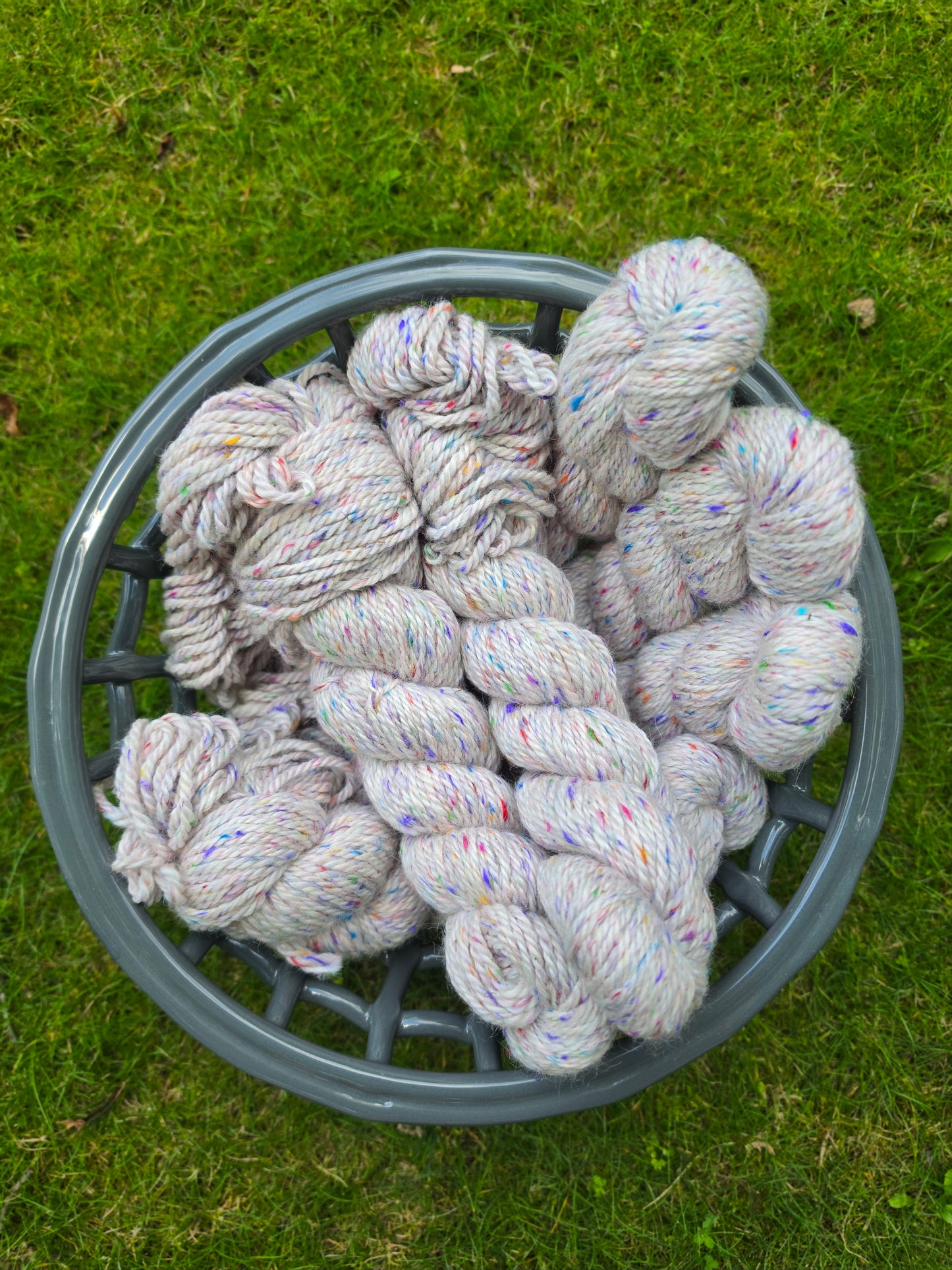 Ducky White Worsted Alpaca Yarn blended w/Sari Silk