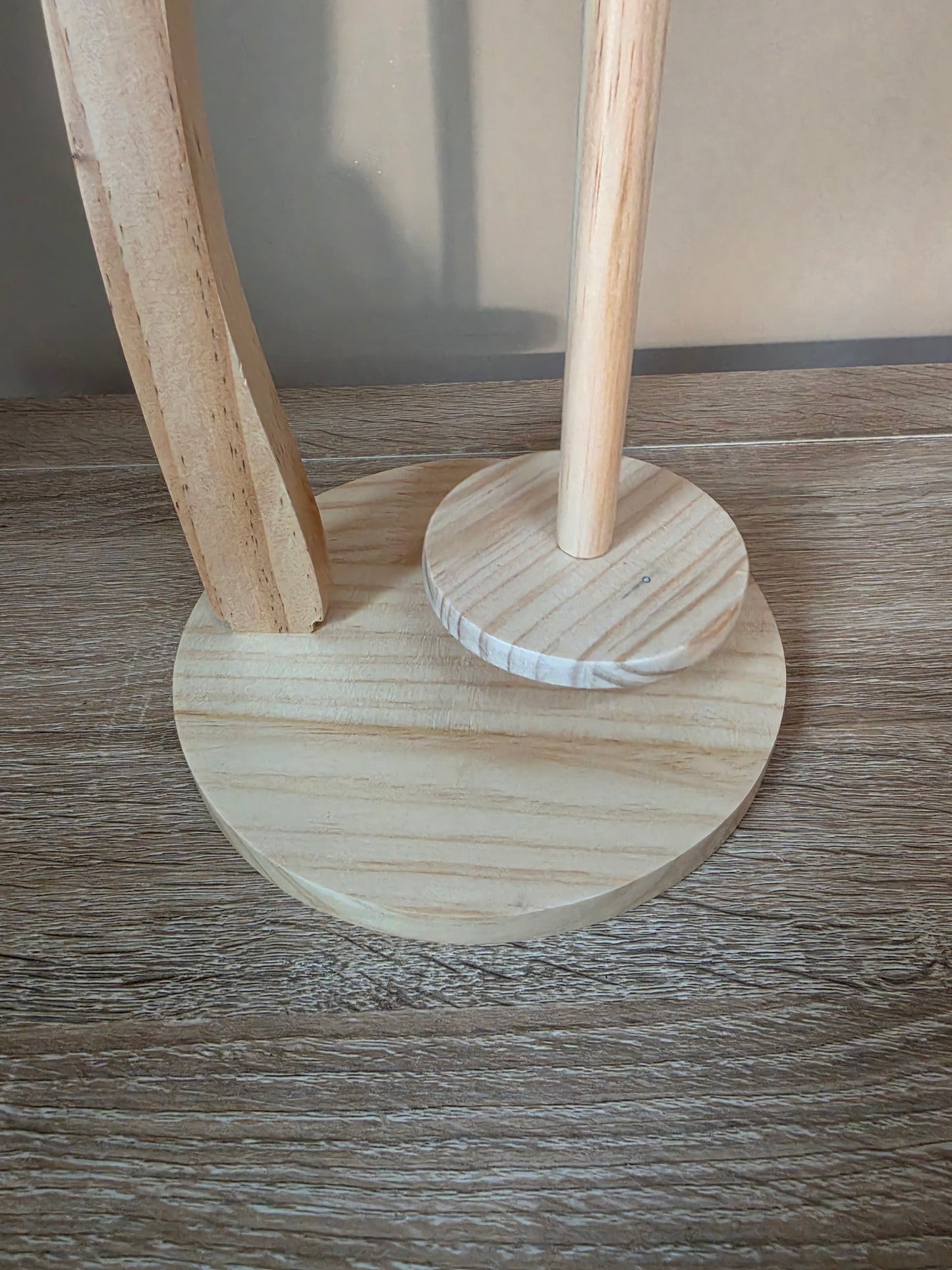 Solid Wood Rotating Yarn Reel with Upgraded Magnet - Knitting and Crochet