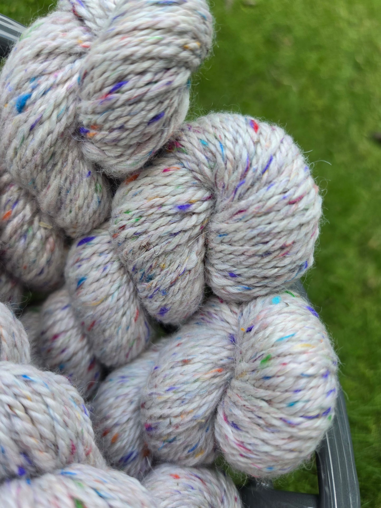 Ducky White Worsted Alpaca Yarn blended w/Sari Silk